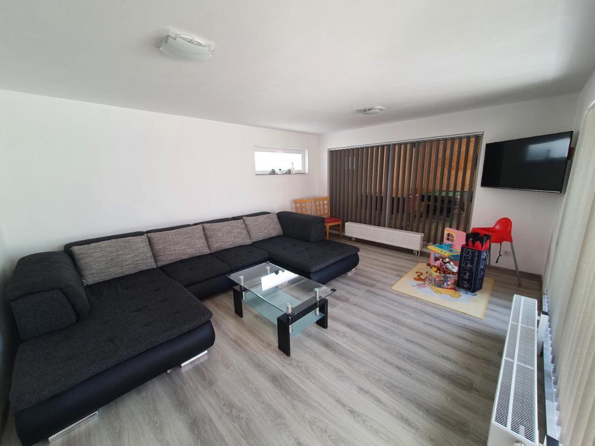 Apartmánový dom Stela Besenova Exterior foto