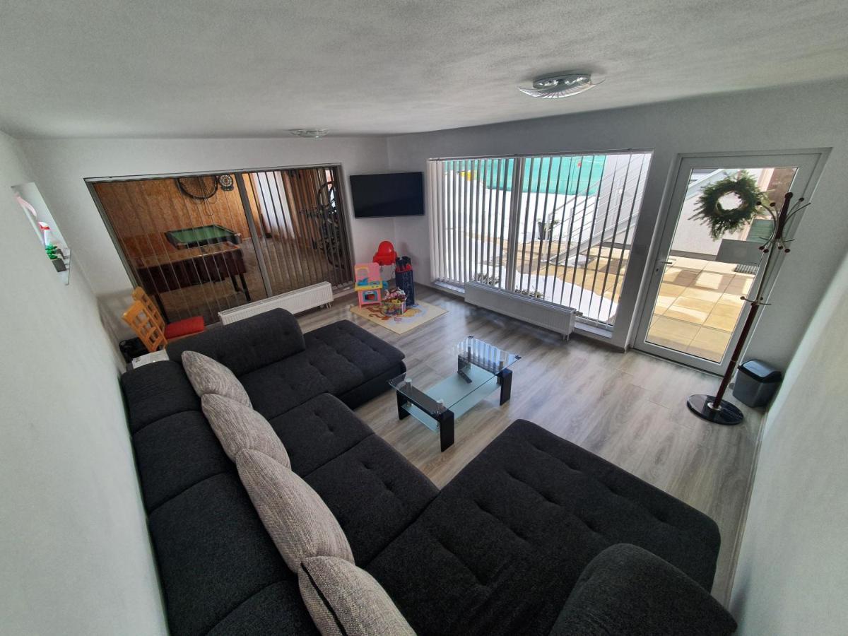Apartmánový dom Stela Besenova Exterior foto