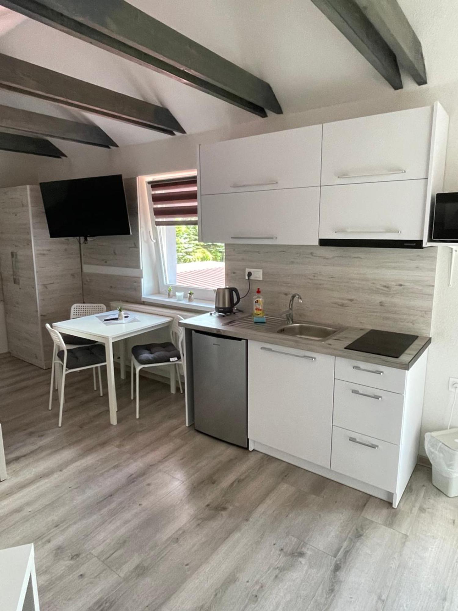 Apartmánový dom Stela Besenova Exterior foto