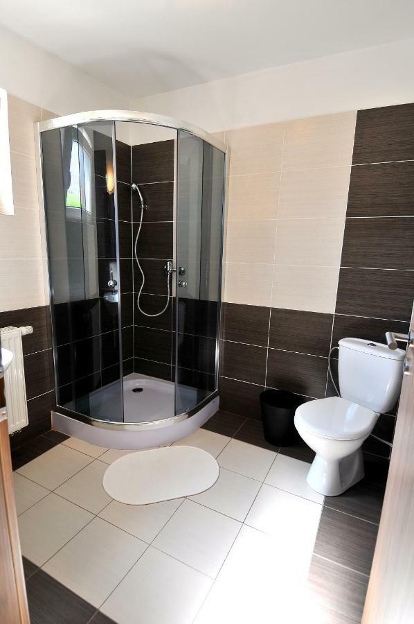 Apartmánový dom Stela Besenova Exterior foto